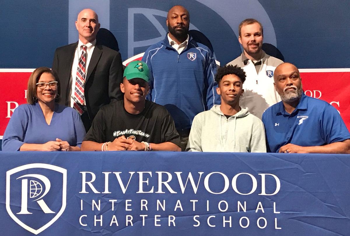 Riverwood Football Players Sign On Neighbornewsonline Com