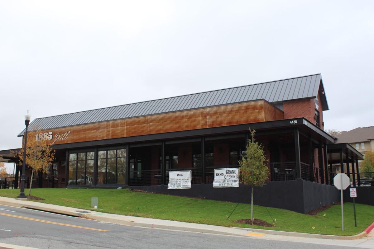 1885 Grill opens in Acworth Dining