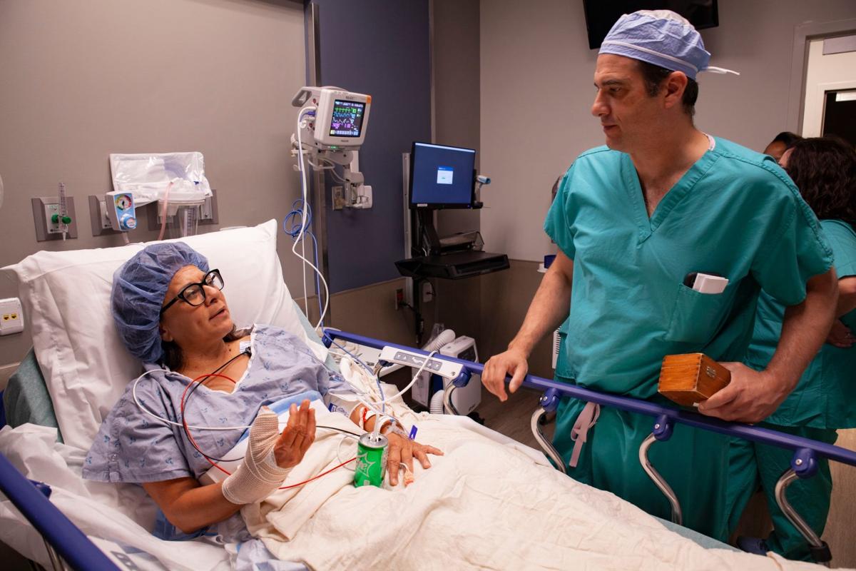 Cobb Teacher Goes Under The Knife For Acworth Surgery Center S First Procedure Cobb Business Journal Mdjonline Com