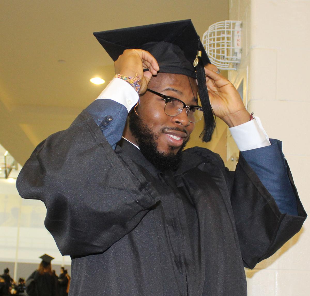 More than 3,200 students walk across Kennesaw State ...
