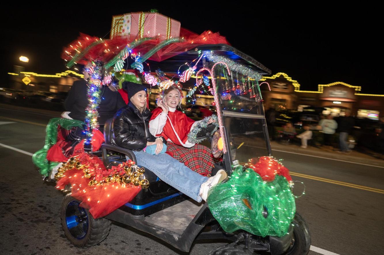 PHOTOS Drivers Light Up Acworth With Christmas Golf Cart Parade