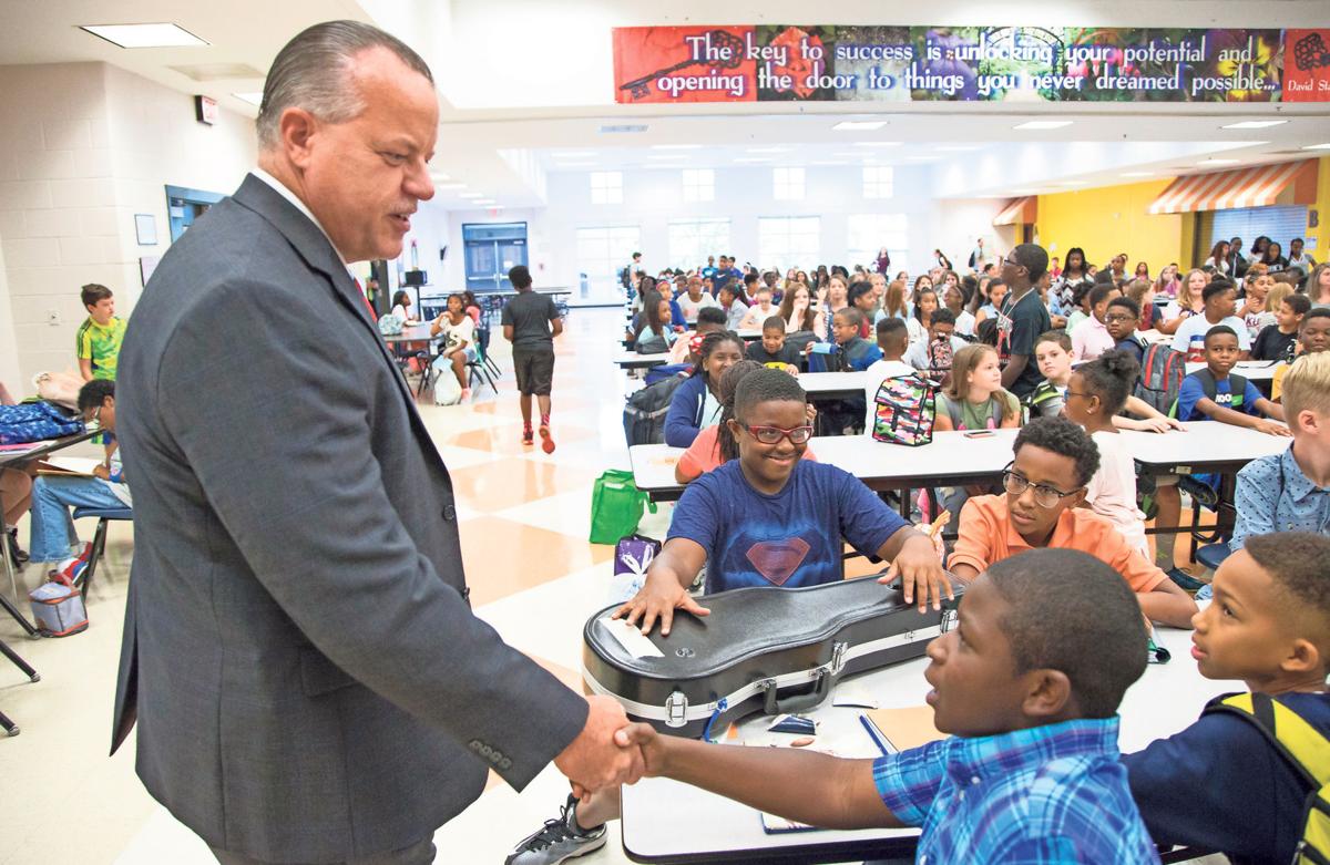 Cobb Superintendent Ragsdale back students at Lovinggood