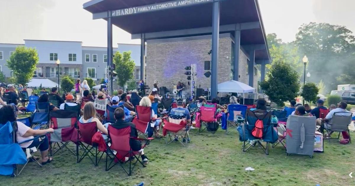 Thousands Flock to Powder Springs for Fifth Annual Seafood Festival