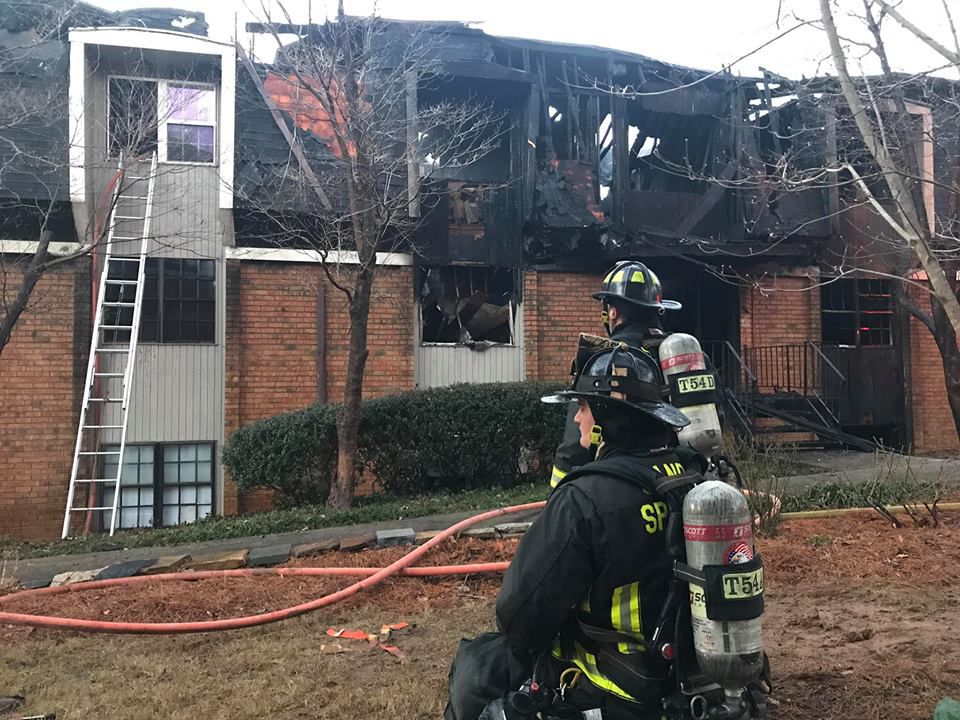 Sandy Springs apartment fire displaces over two dozen residents News