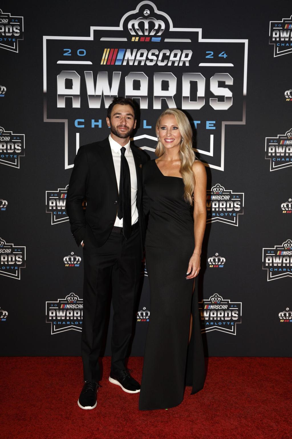 Chase Elliott wins seventh-straight NMPA Most Popular Driver Award | |  mdjonline.com