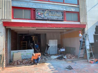 Work On Marietta Square Restaurant Continues As Legal Dispute Over Local Name Remains Pending News Mdjonline Com