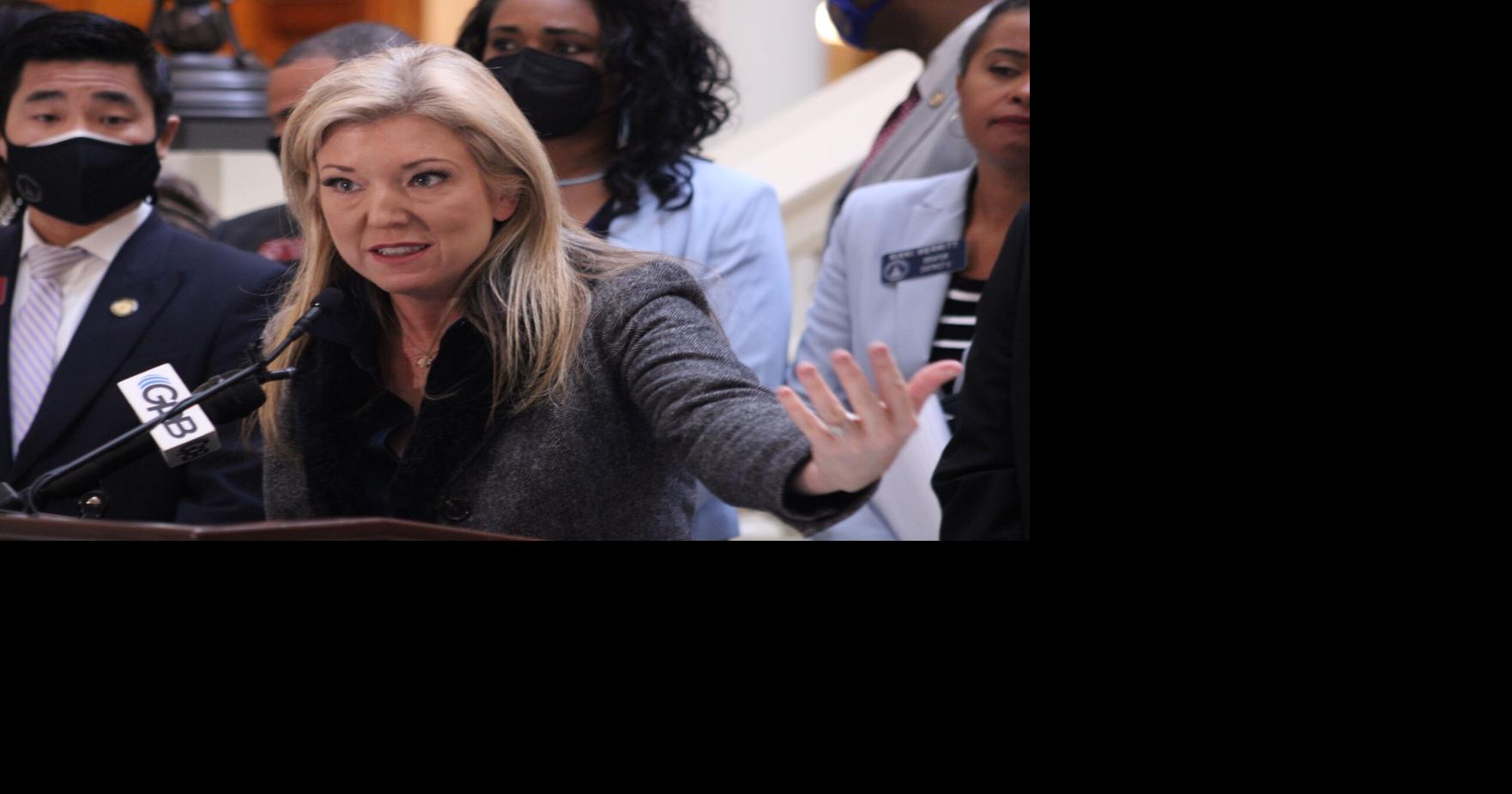 Former State Bar presidents decries Supreme Court candidates suing state judicial watchdog