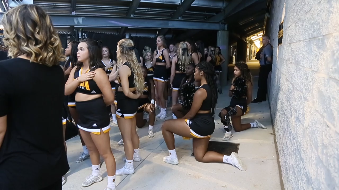 Kennesaw State cheerleaders again take knee under stands at