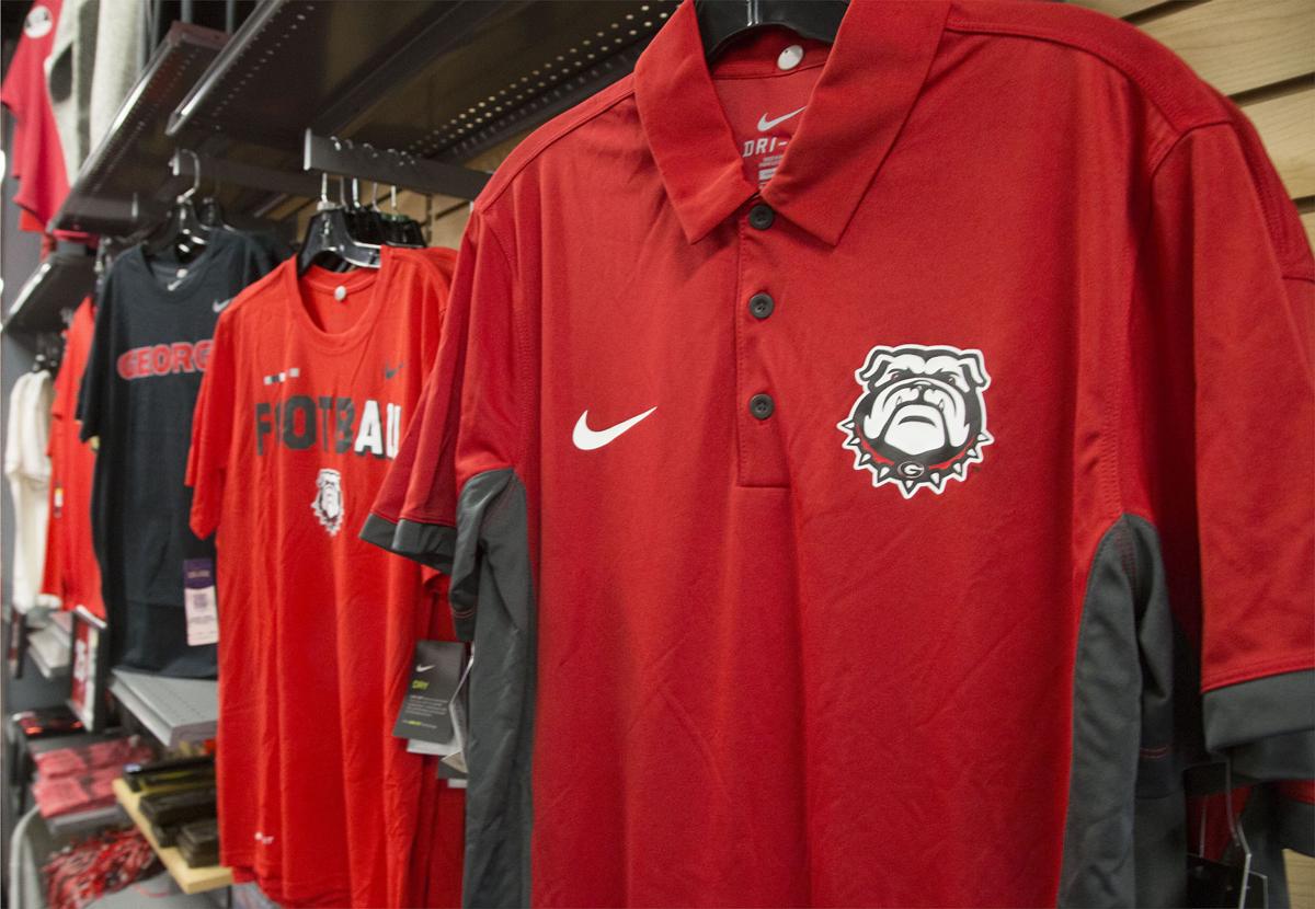 Bulldog Fans Buying Up Plane Tickets And Merchandise Ahead Of Rose Bowl News Mdjonline Com