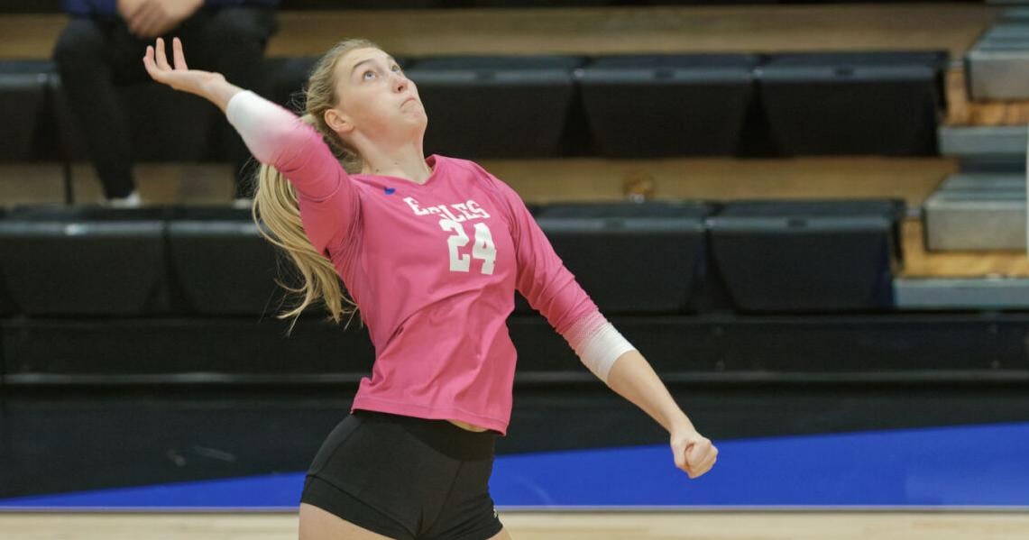 Clarke takes the lead at Mount Paran