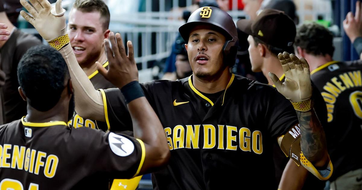 Machado homers twice to lead Padres to 8-3 win over Braves