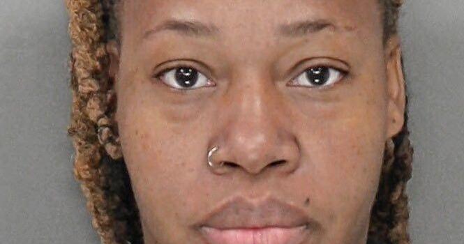 Police: DUI crash in Austell injures child