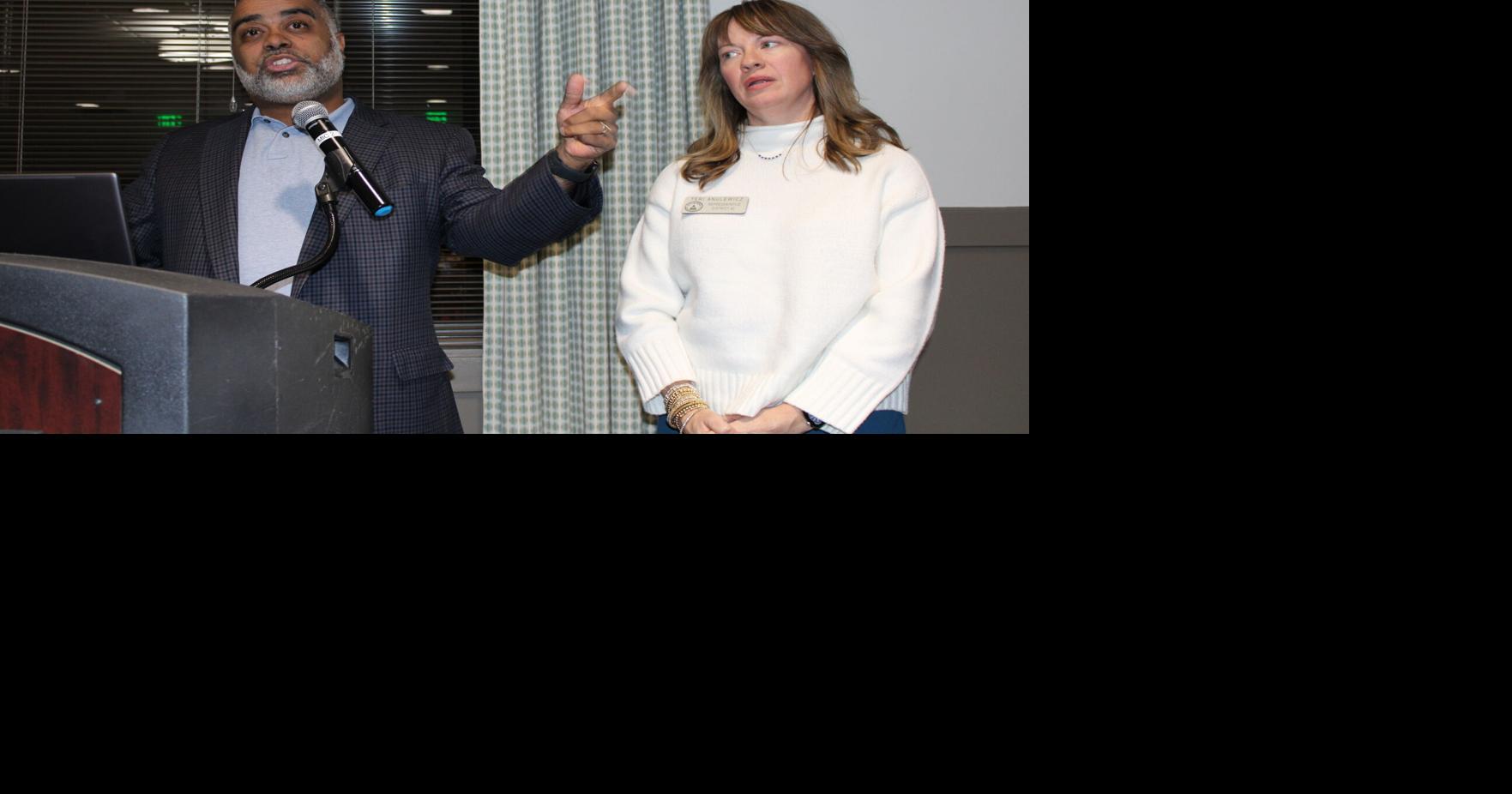 AROUND TOWN School district's geography could mean Ragsdale's history