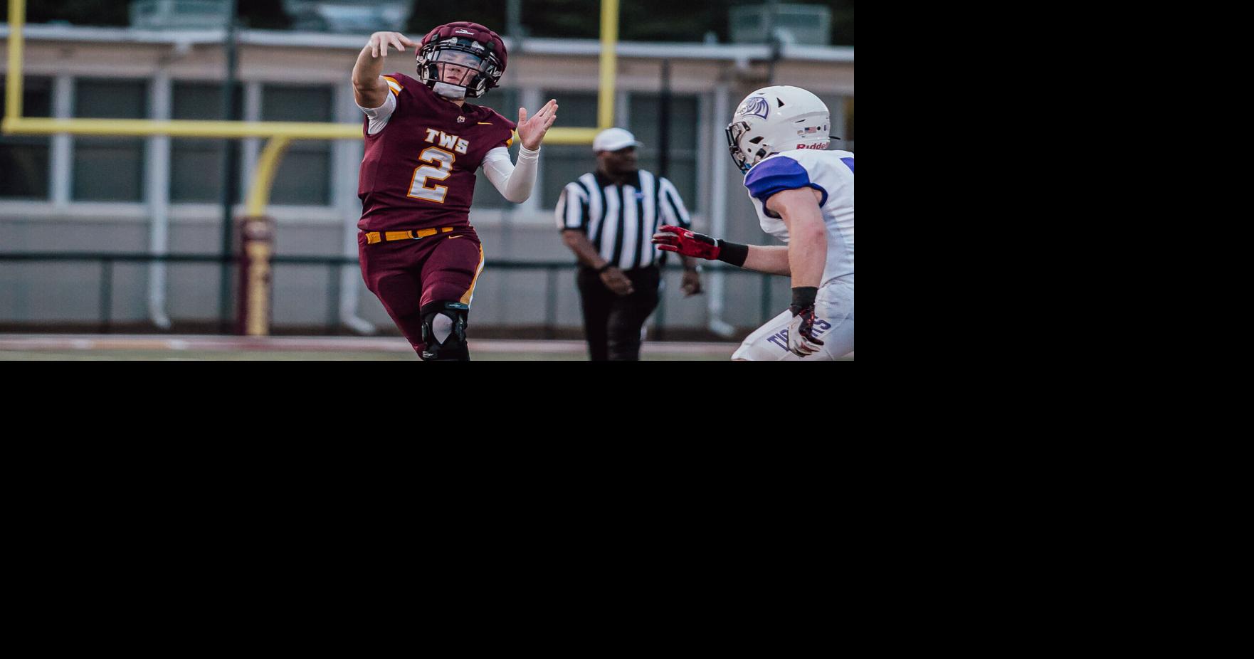 Walker playing it safe with QB Hall
