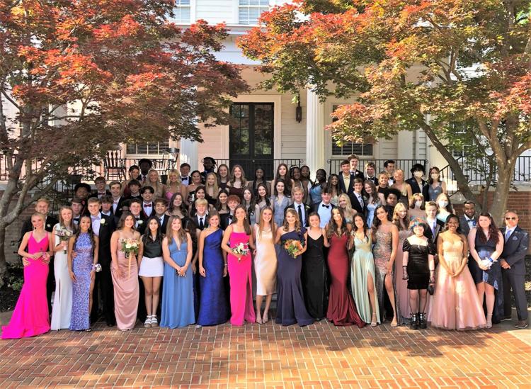 Marietta's junior prom photoshoot tradition continues at Ivy Grove