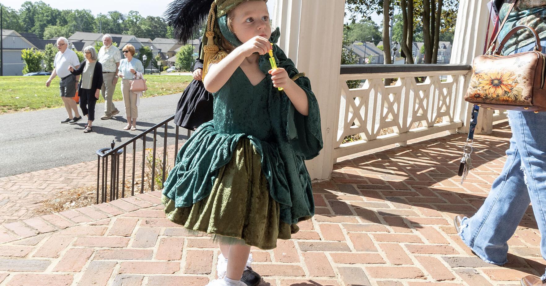 Gone with the Wind Museum Costume Celebration - Vimarsana News