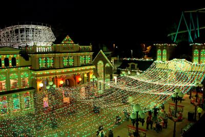 Six Flags Over Georgia Makes The Season Bright With Lights Rides
