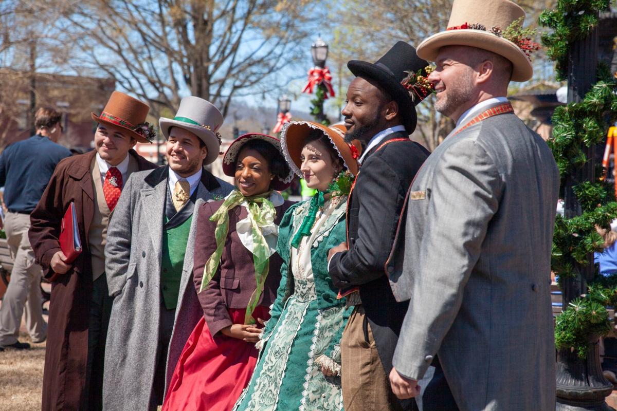 Christmas On The Square For Hallmark Movie News Mdjonline Com
