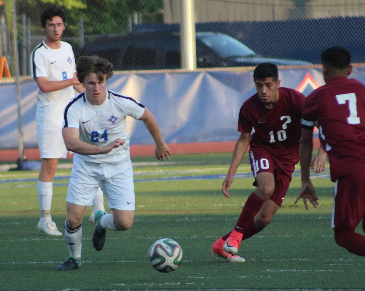 Pebblebrook at Walton 01.JPG