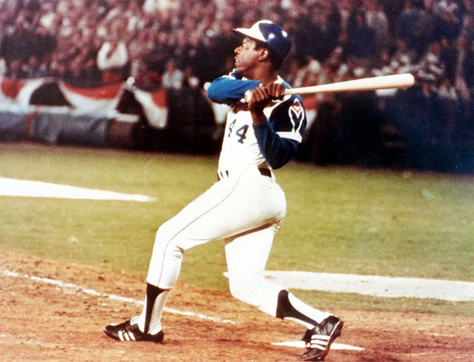 hank aaron hitting