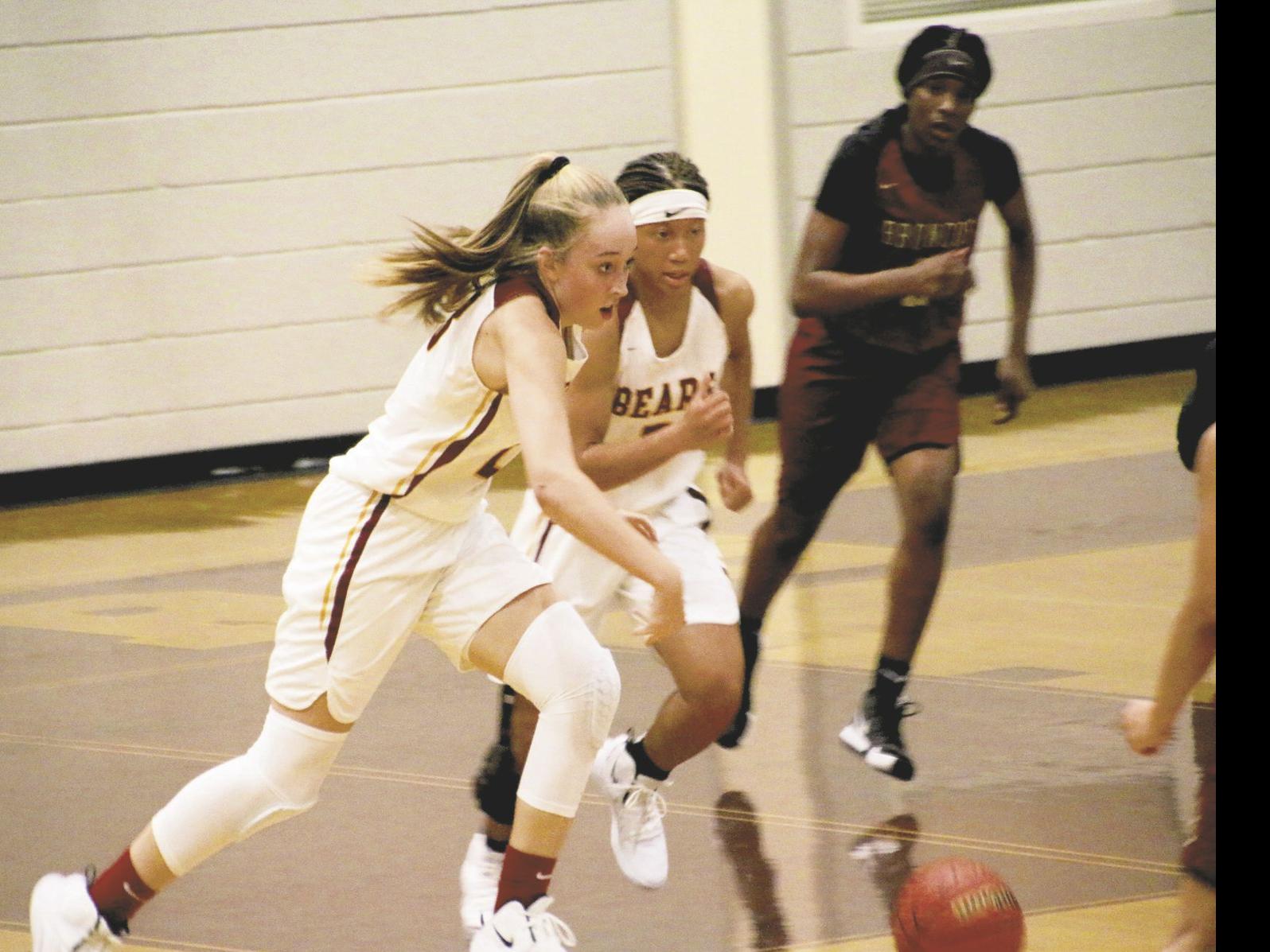 Holy Innocents Wesleyan Among Northside Teams In Basketball
