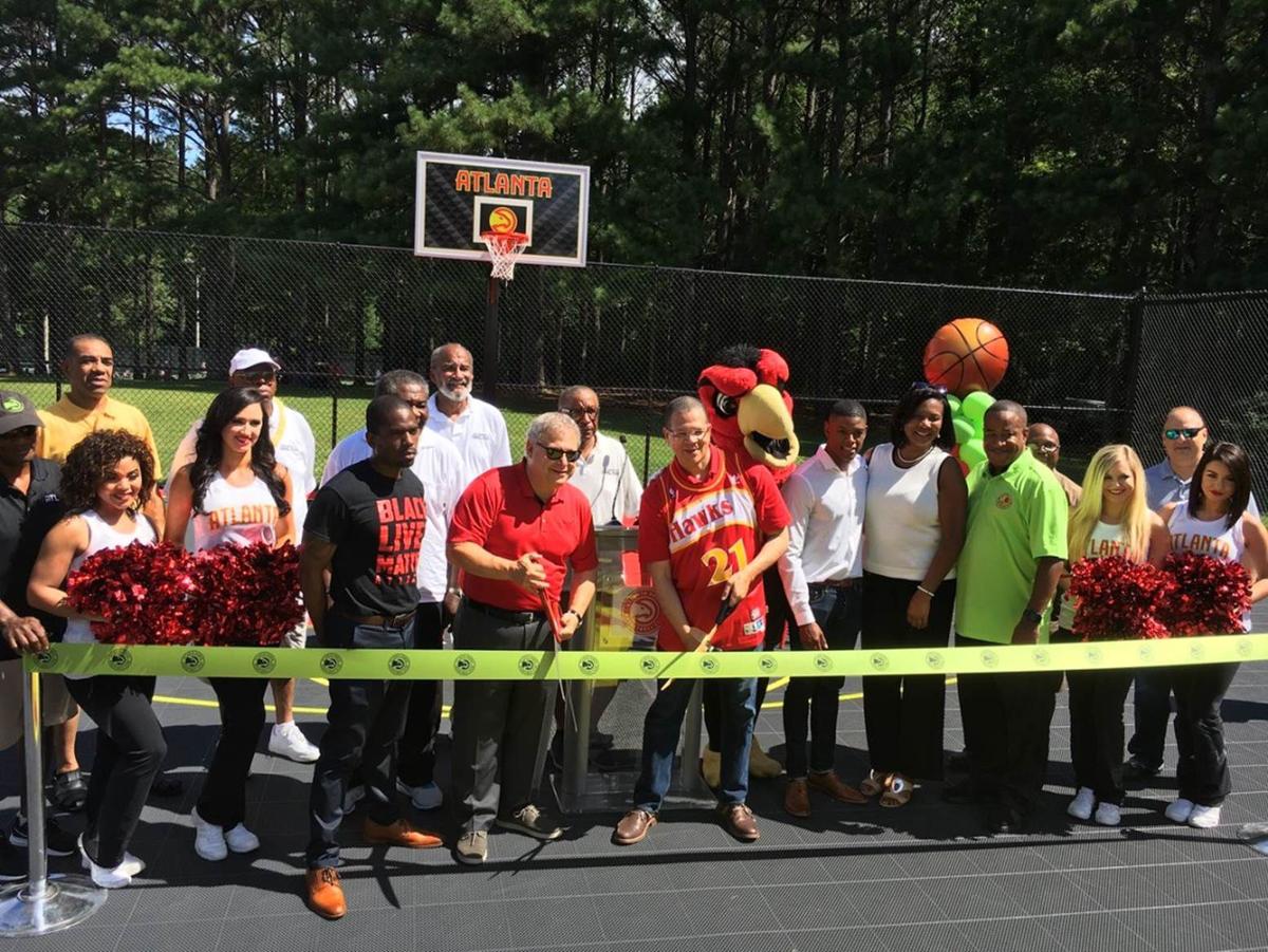 South Fulton Park Gets New B Ball Court From Atlanta Hawks Fulton County Community Mdjonline Com