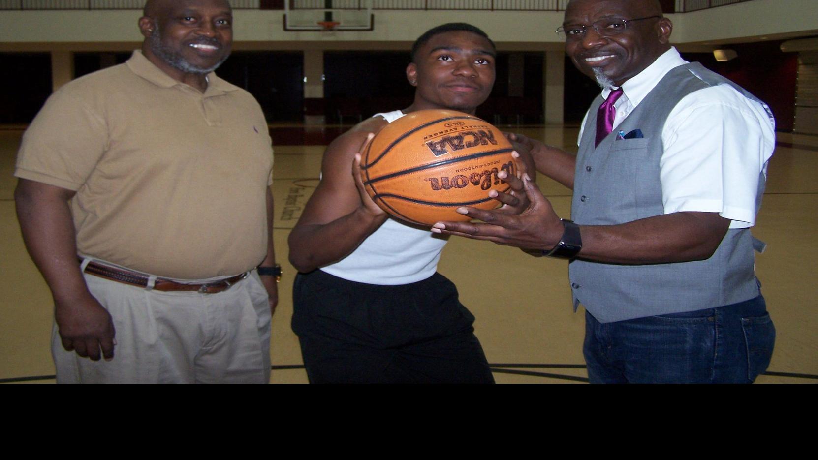 Friday Night Basketball Program In Dekalb Gets Great Response
