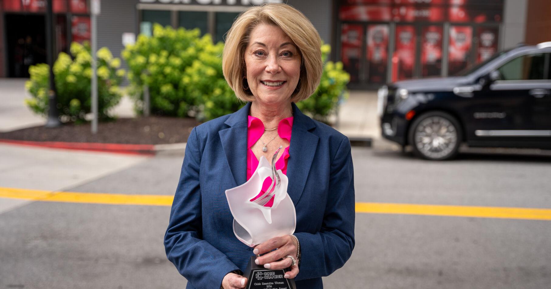 Rhonda Jacobson Named Cobb Chamber's Woman of Distinction - Vimarsana News