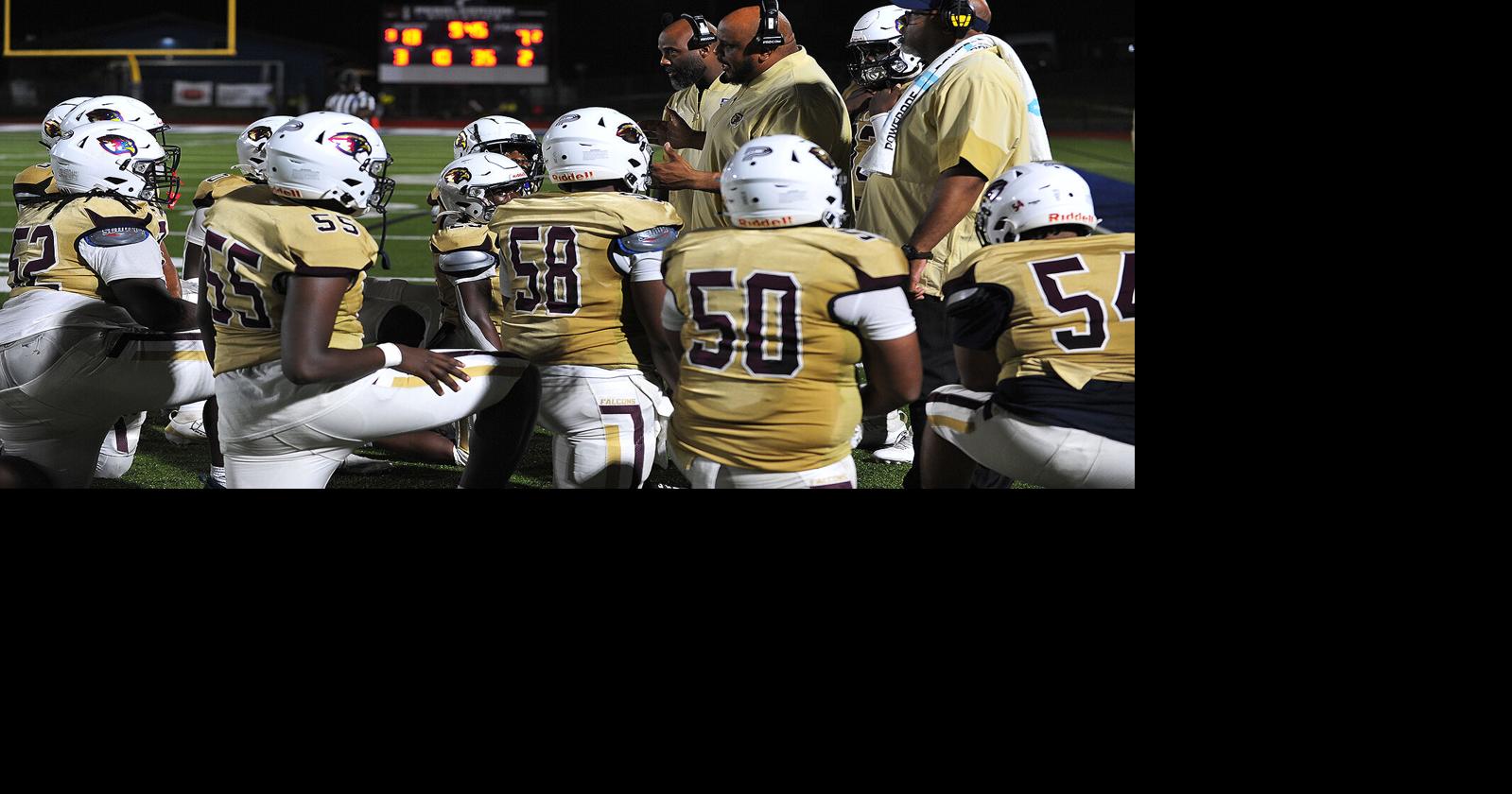 Mays spoils Pebblebrook's homecoming