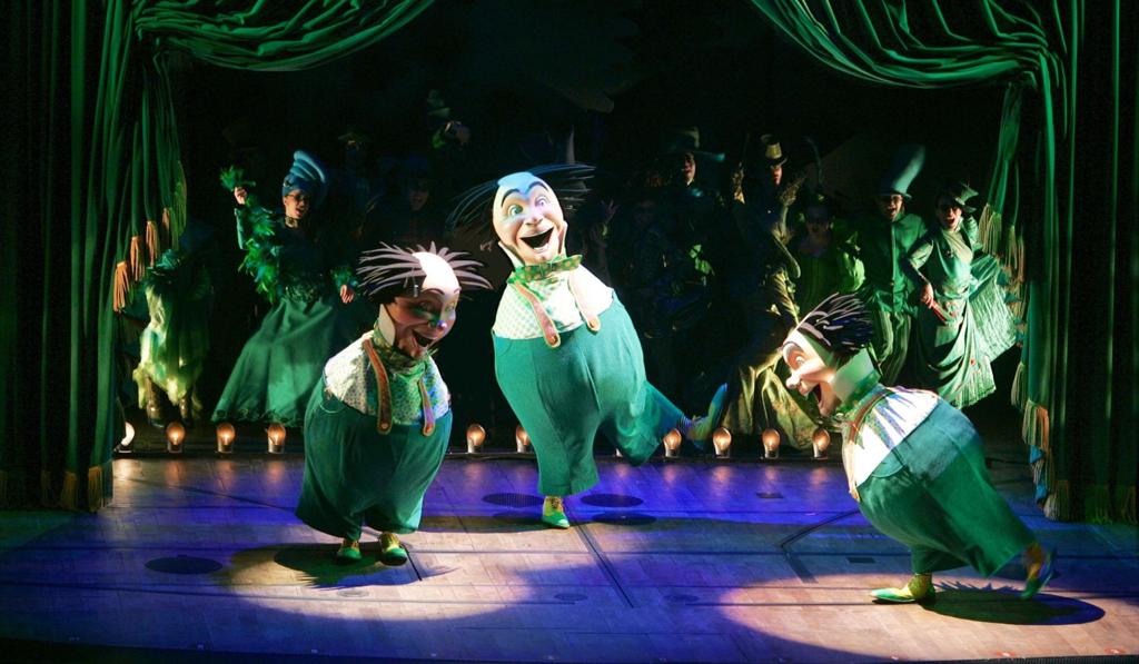 Wicked' is flying into the Fox and putting a new spin on 'The ...