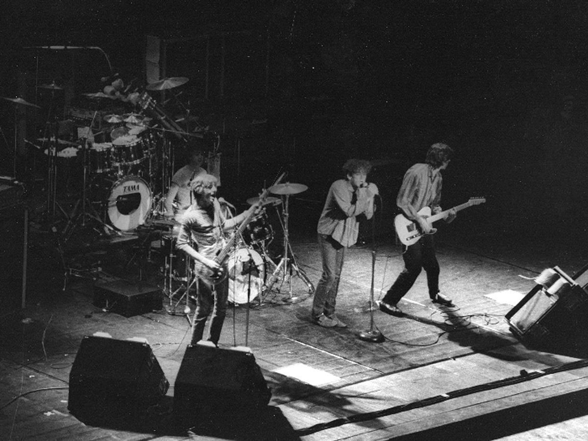 Rare REM shots peek at band’s earliest days Blogs