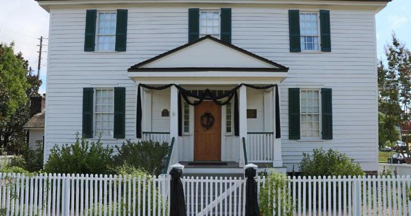 William Root House displays mourning rituals this month | Lifestyle ...