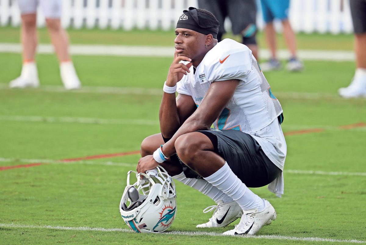 Hillgrove Alum Drake Nfl Veteran Gore Battling It Out For