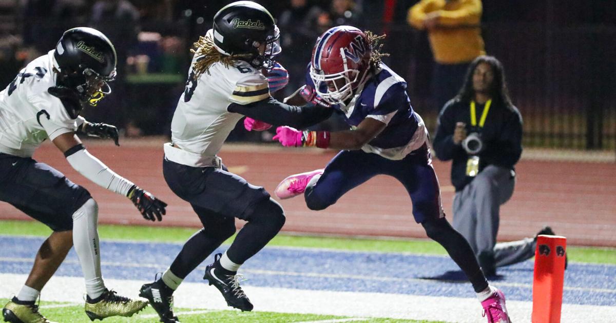 Yellow Jackets claim No. 2 seed with rout of Woodstock