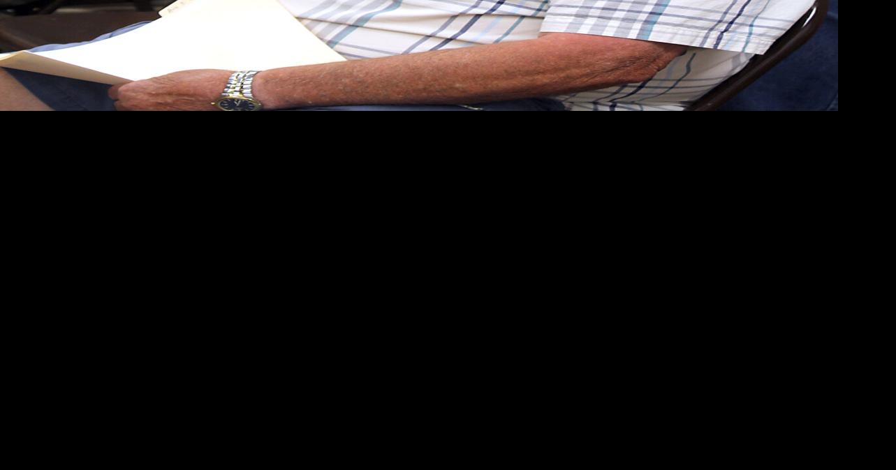 Garrison declares council vacancies, hires clerk Government Meetings