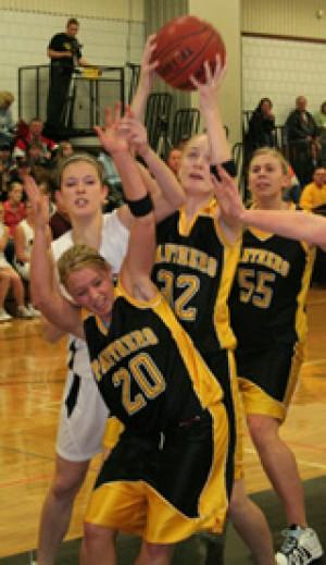 Onamia And Isle Clash Ohs Boy S And Girl S Basketball Teams Beat