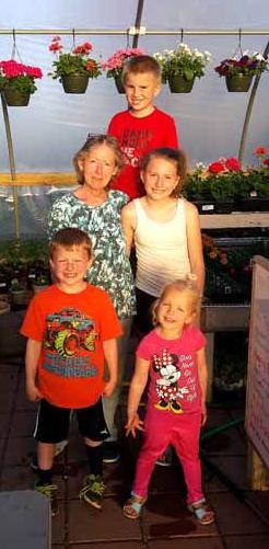 Aitkin Farmers’ Market – Dove Street Greenhouse and Gardens