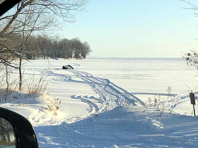 Mille Lacs Lake - Wigwam Bay ice