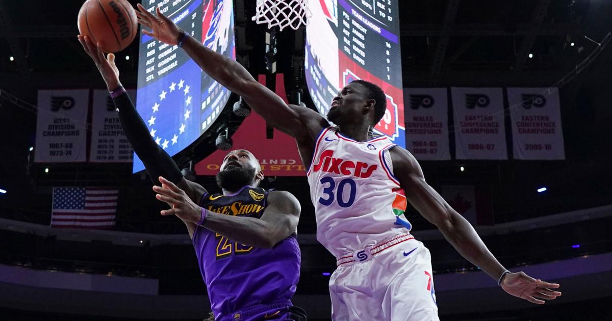 76ers James Basketball