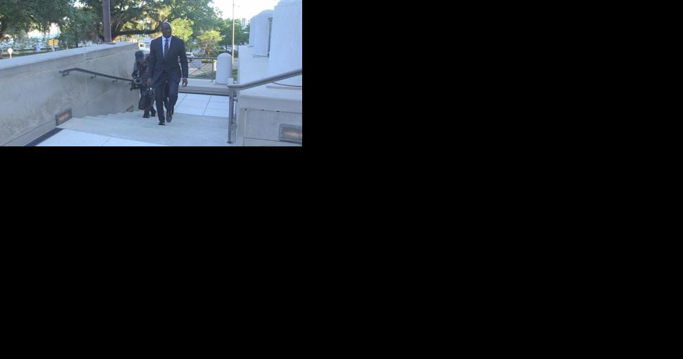 Gillum jury deadlocked on wire fraud charge - Vimarsana News