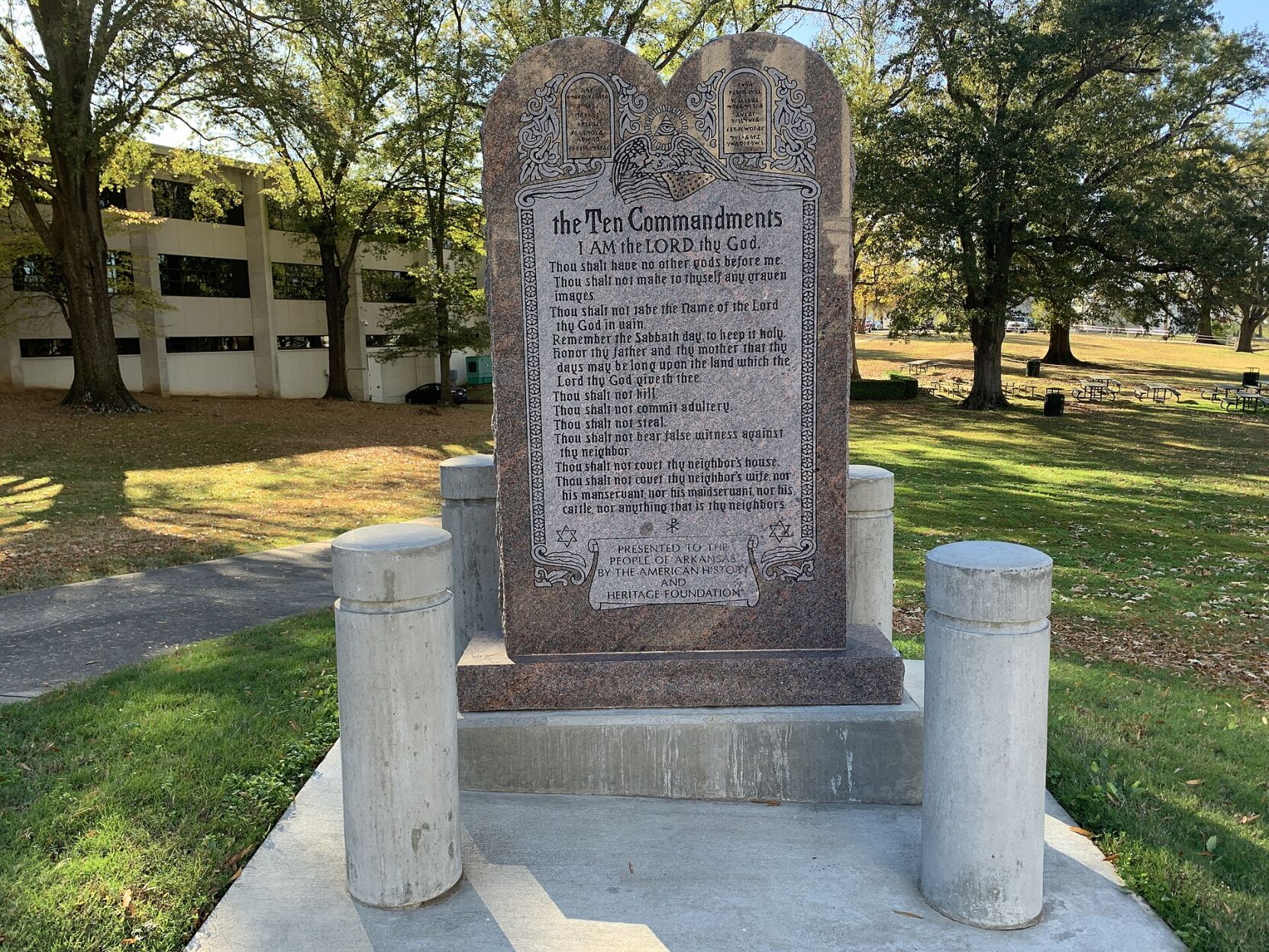 Louisiana Mandates Ten Commandments In Schools | National & World News ...