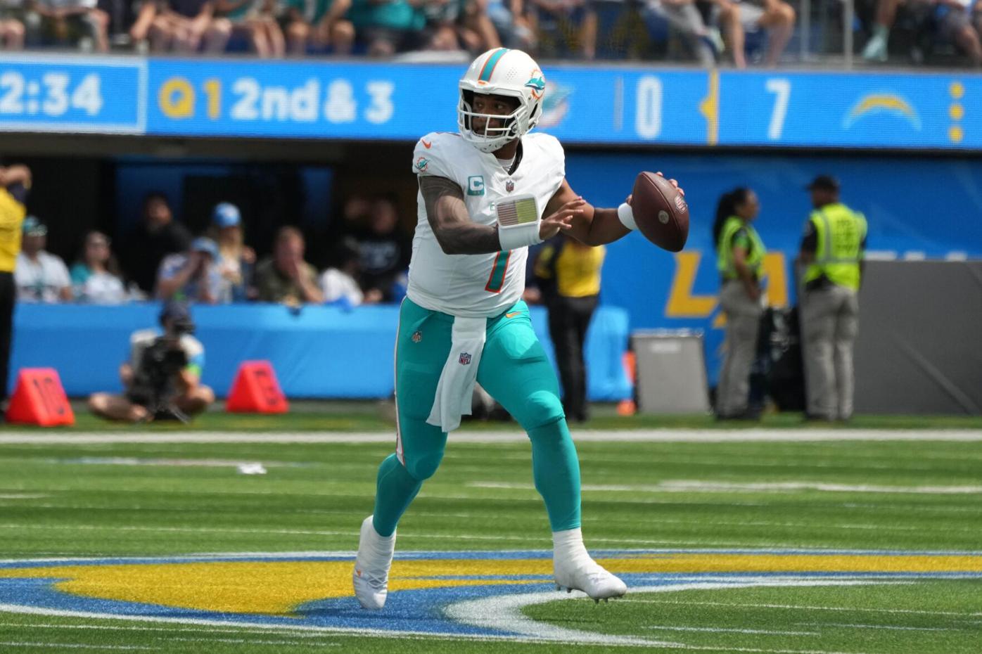 Hill, Tagovailoa too much for Chargers as Dolphins open with 36-34 victory, National Sports