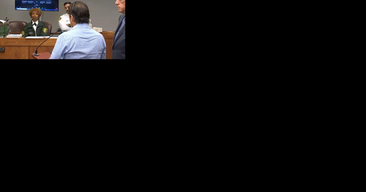 Man accused of yelling racial slurs and threatening teens with gun cuts plea deal - Vimarsana News