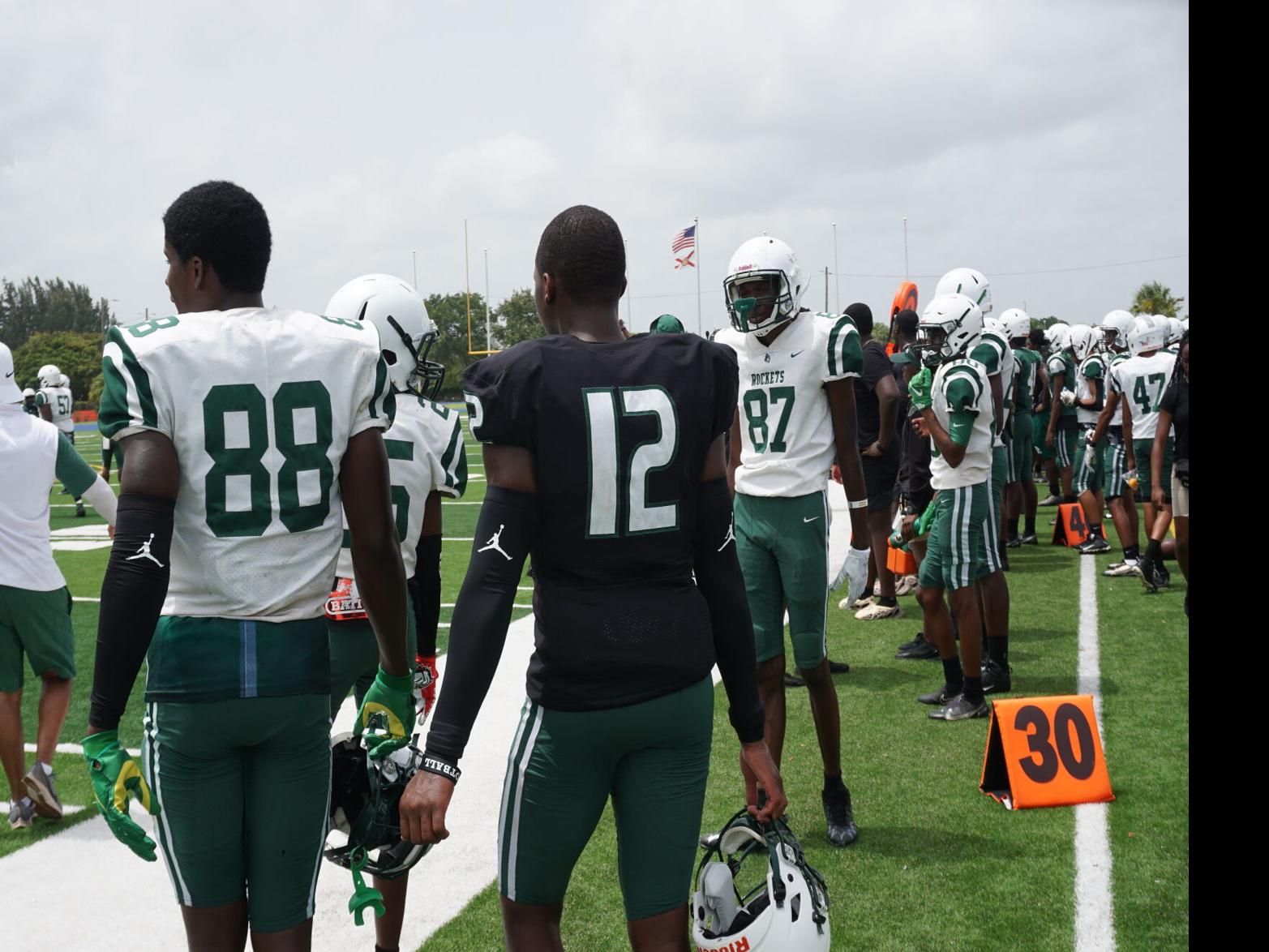 High school football back in action | Sports | miamitimesonline.com