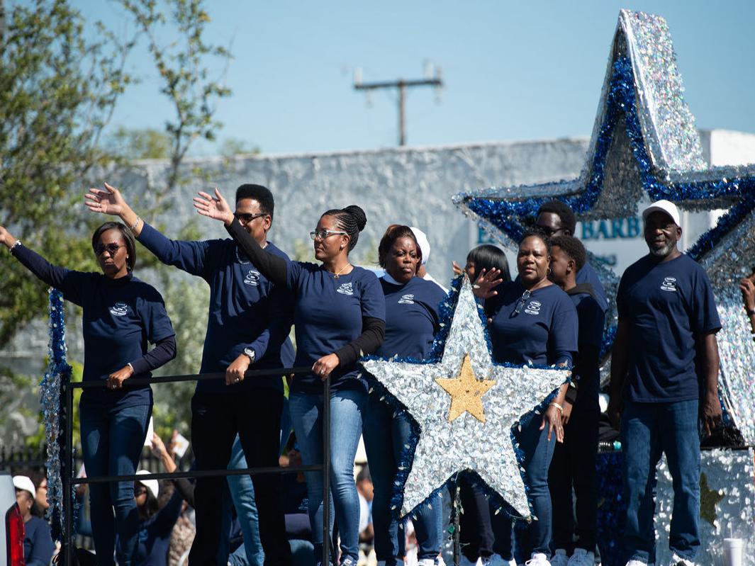 Martin Luther King Jr Day Parade To Celebrate 43 Years News Miamitimesonline Com