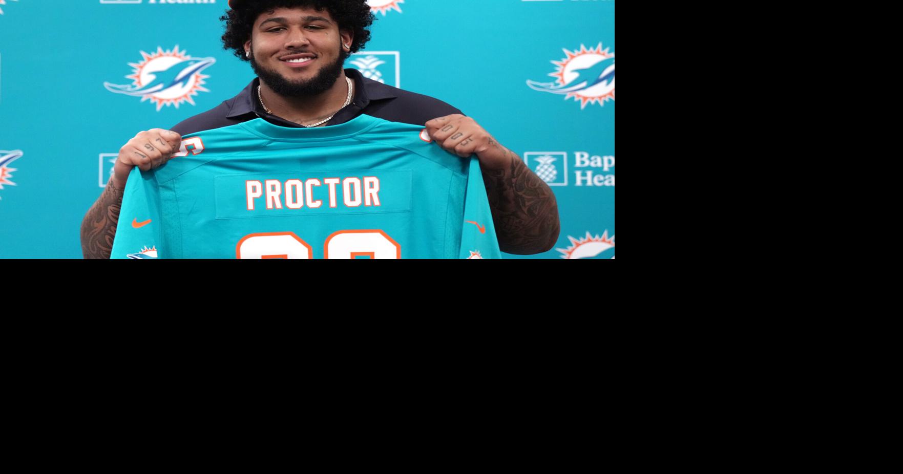 Dolphins’ new coach and GM bet big on toughness in the NFL draft ...