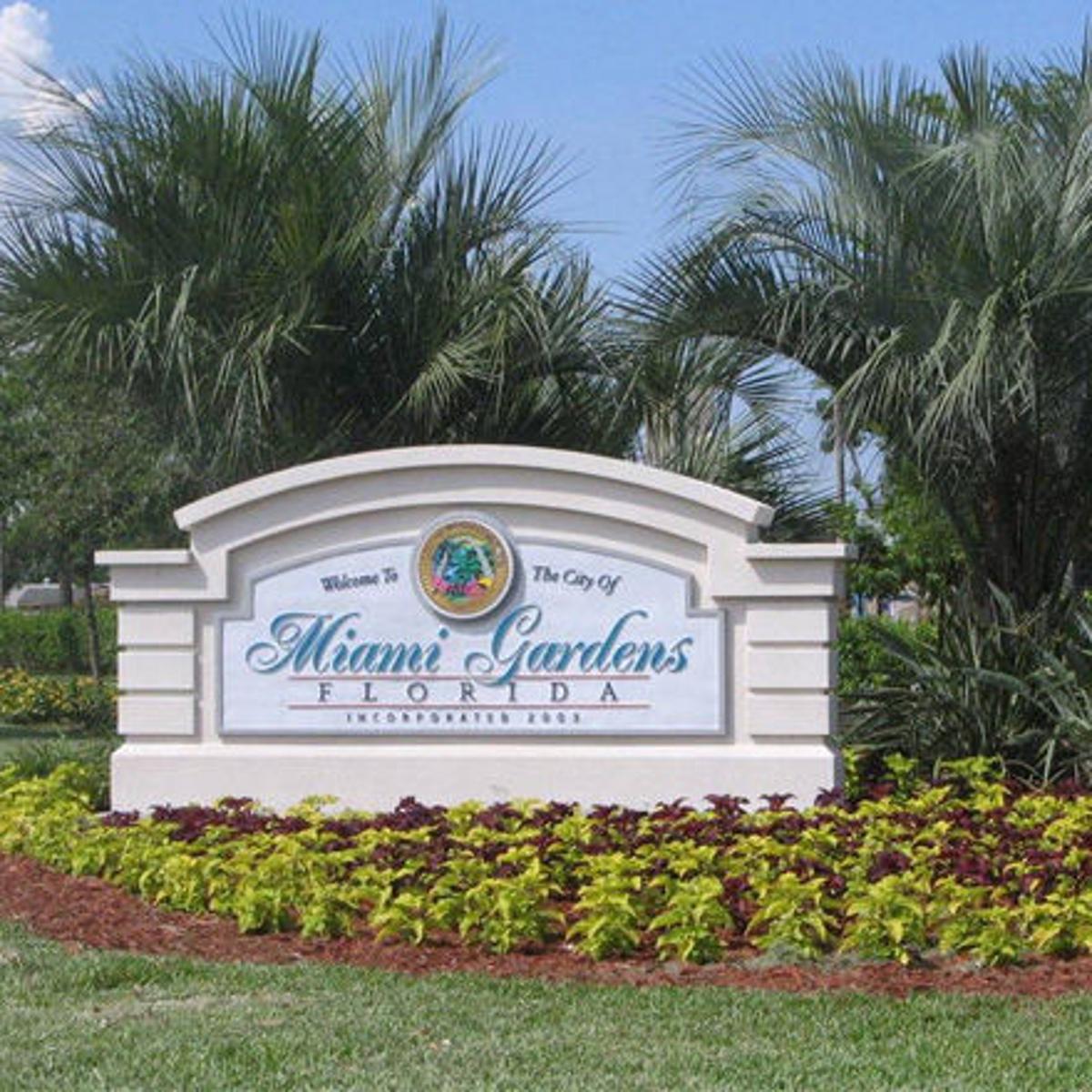 News Briefs Northwestern Track Champs Again Miami Gardens Eyes