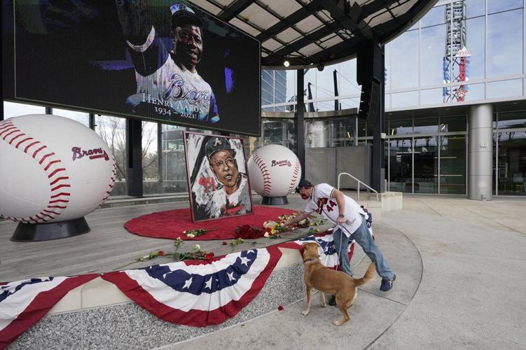 Hank Aaron, baseball's one-time home run king, dies at 86