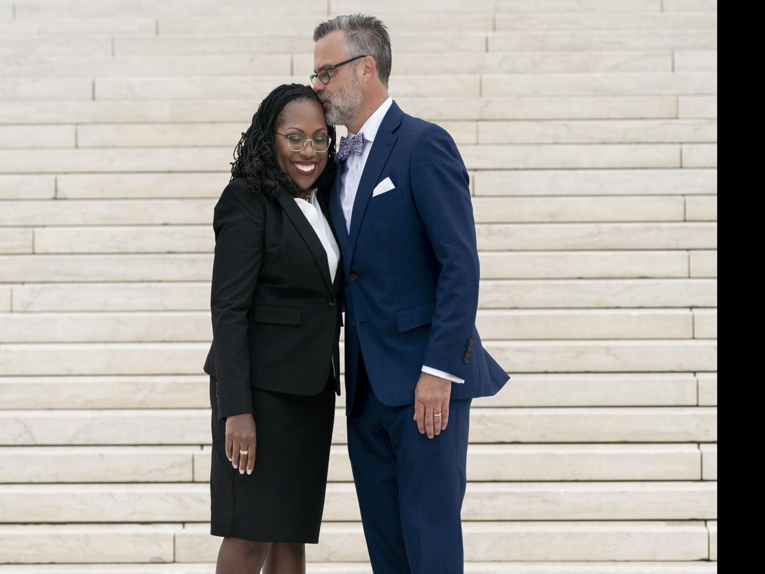 Justice Jackson makes Supreme Court debut in brief ceremony - The