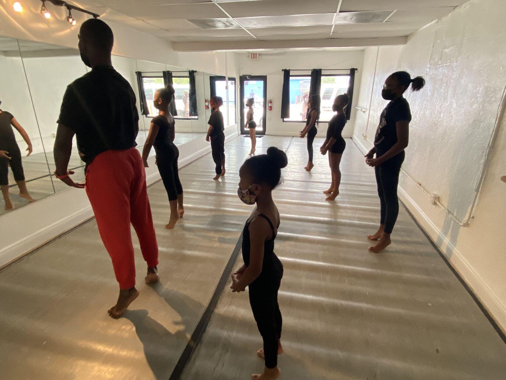 Dancer Offering 10 Free Spots In Summer Camp Arts Culture Miamitimesonline Com